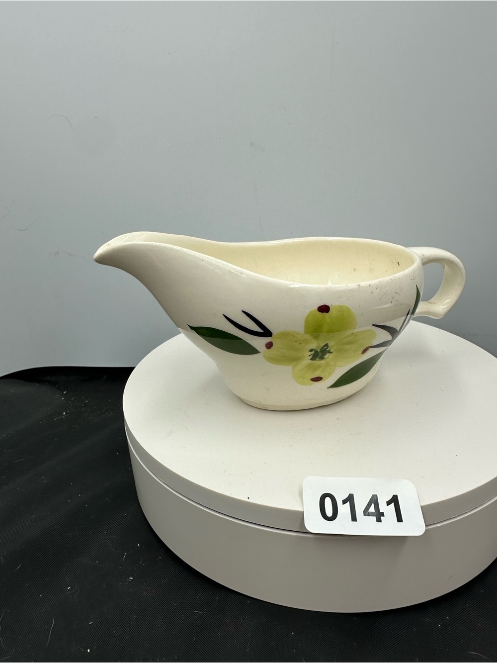 Blue Ridge RIDGE DAISY Gravy Boat Southern Pottery Hand Painted